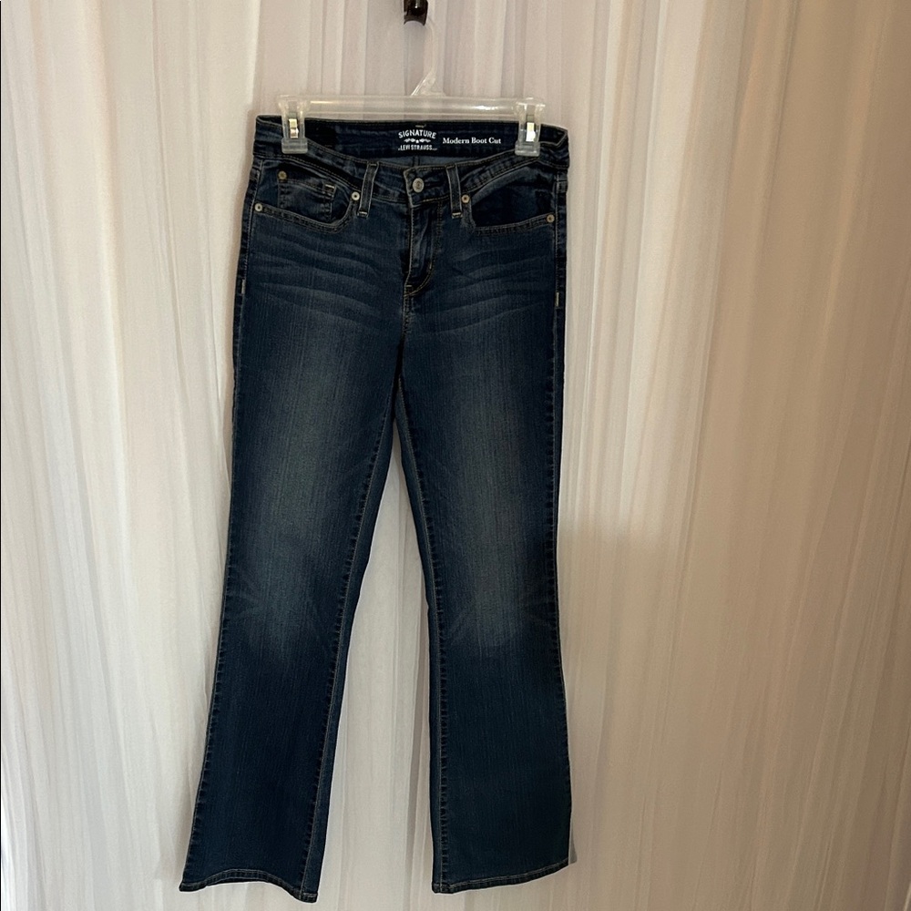 Signature  Levi Women's Deep Indigo Boot Cut Jeans